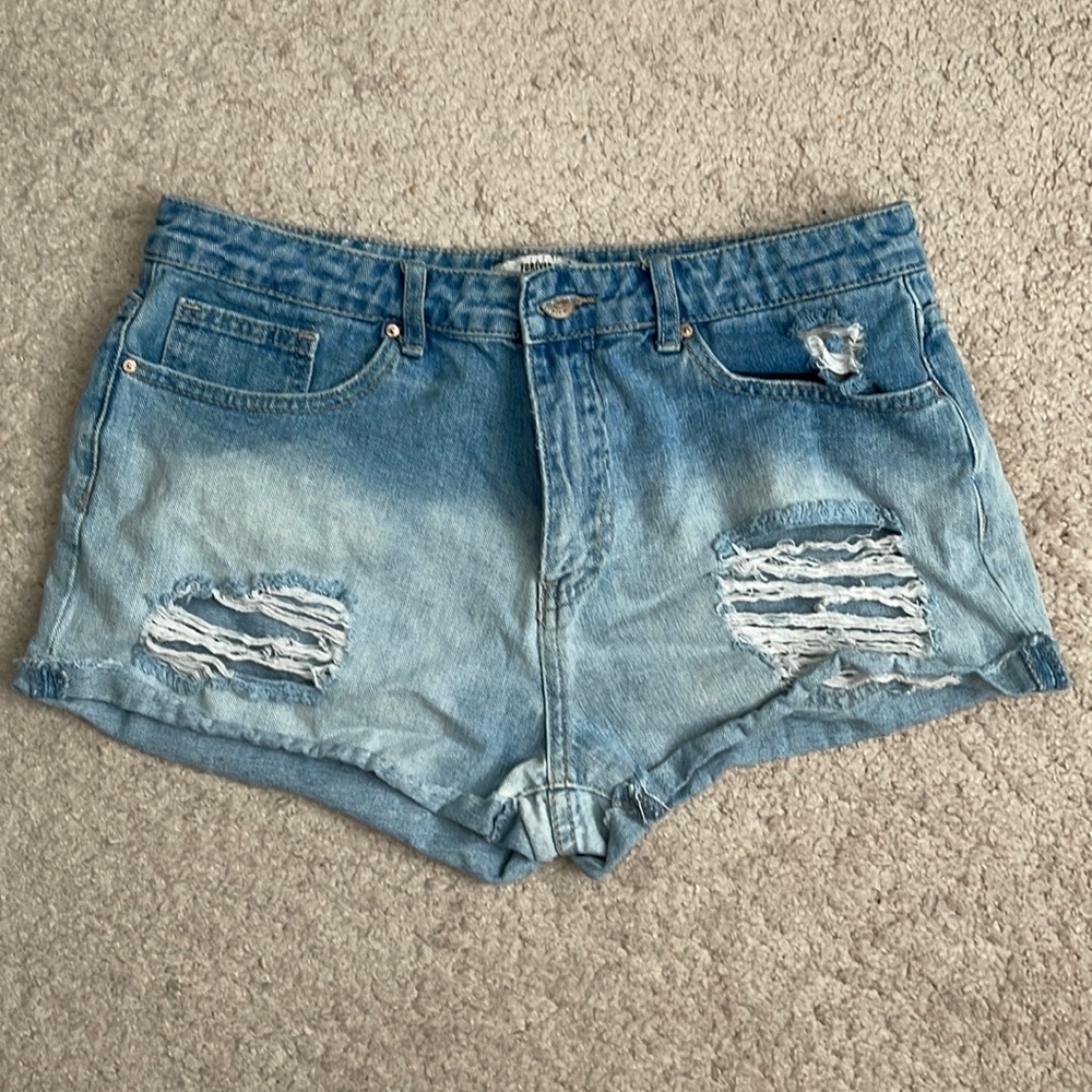 Forever 21 Distressed Denim Shorts Low Rise